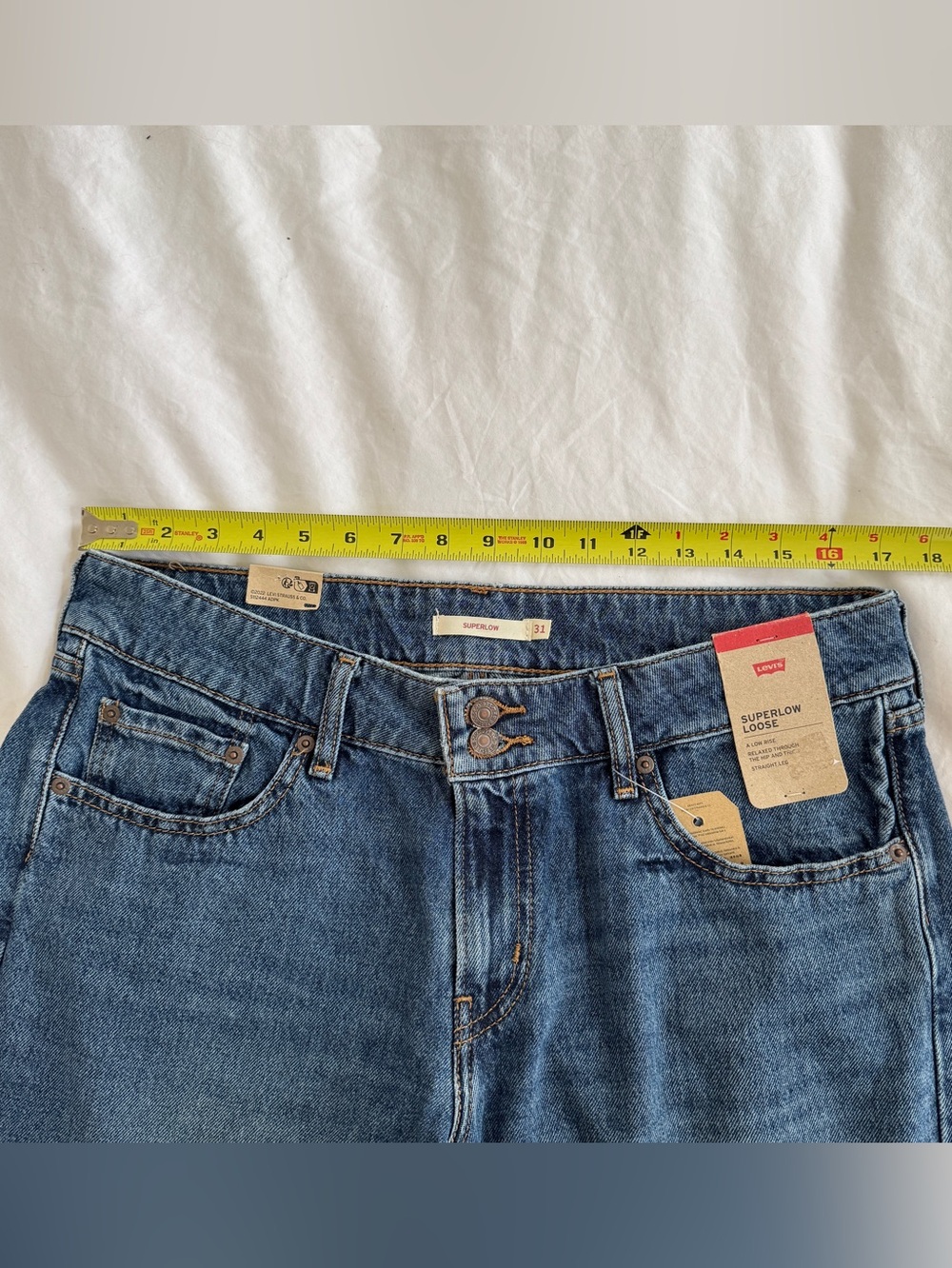 Levi’s Women’s Superlow Loose Wide Leg Blue Denim Jeans 31 - Picture 6 of 9